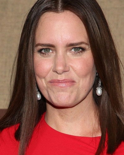 Ione Skye