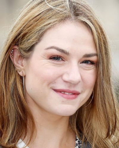 Émilie Dequenne