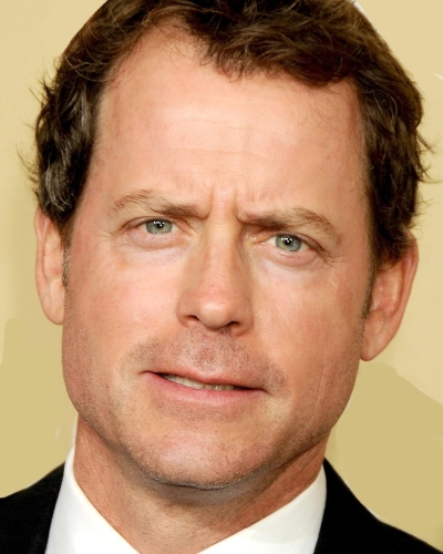 Greg Kinnear