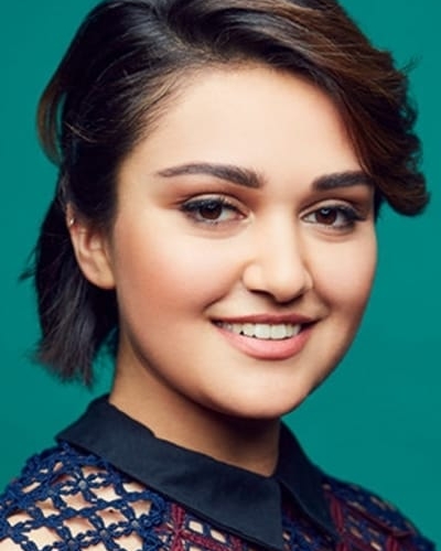 Ariela Barer