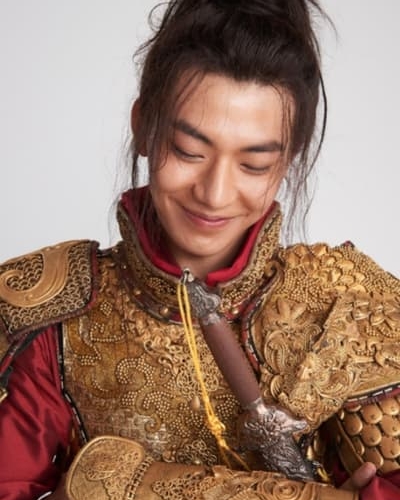 Yang Yi