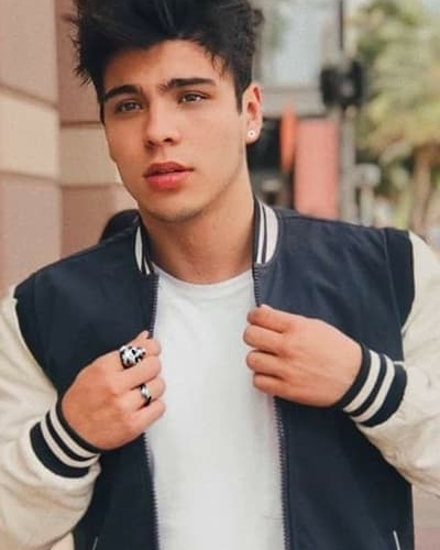 Sebastián Villalobos