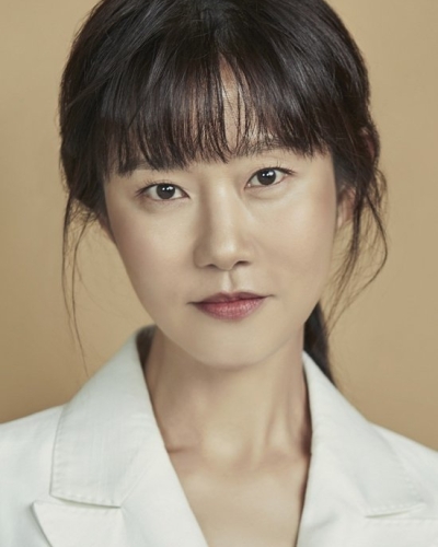 허지나