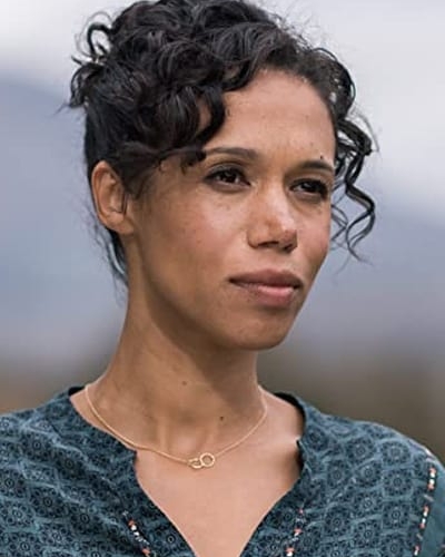 Vinette Robinson