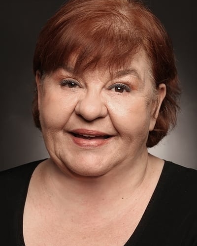 Defne Yalnız