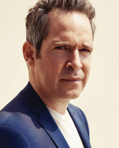 Tom Hollander