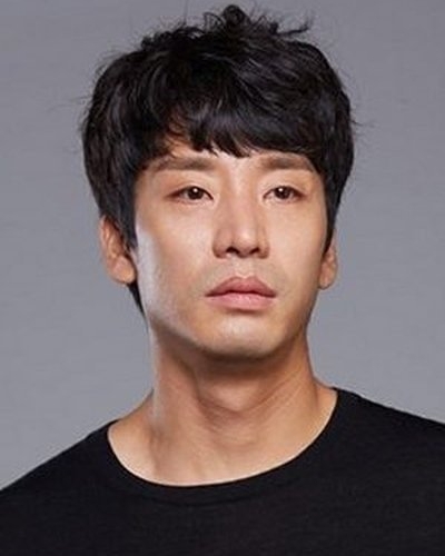 조완기