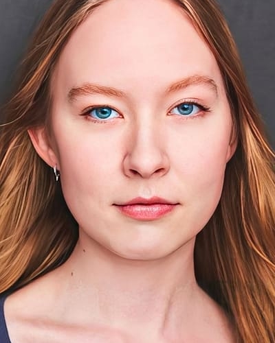 Olivia Simmons