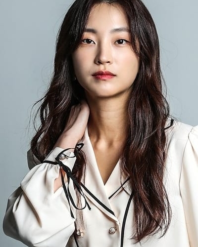 Ji E-su