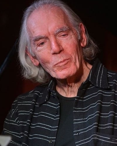 Peter Marinker