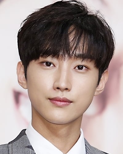 Jung Jin-young